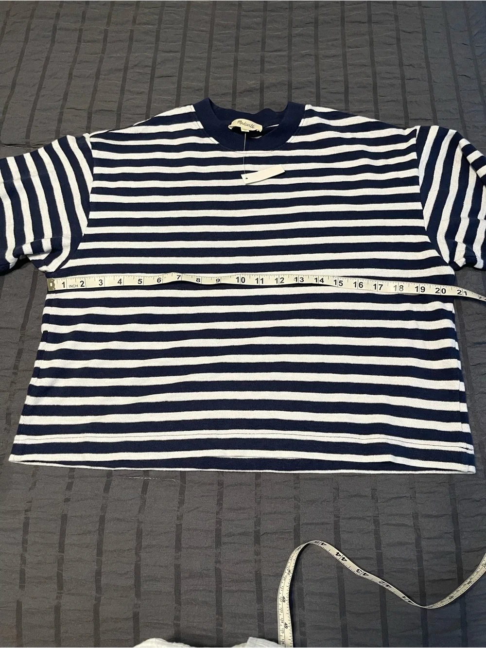 Madewell Navy & White Striped Boxy Tee - Picture 4 of 6